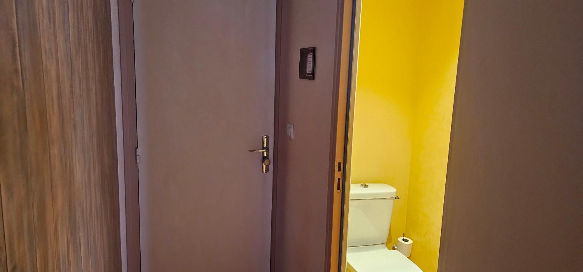 Logis Hotel Saint-Hubert Кур-Шеверни Экстерьер фото