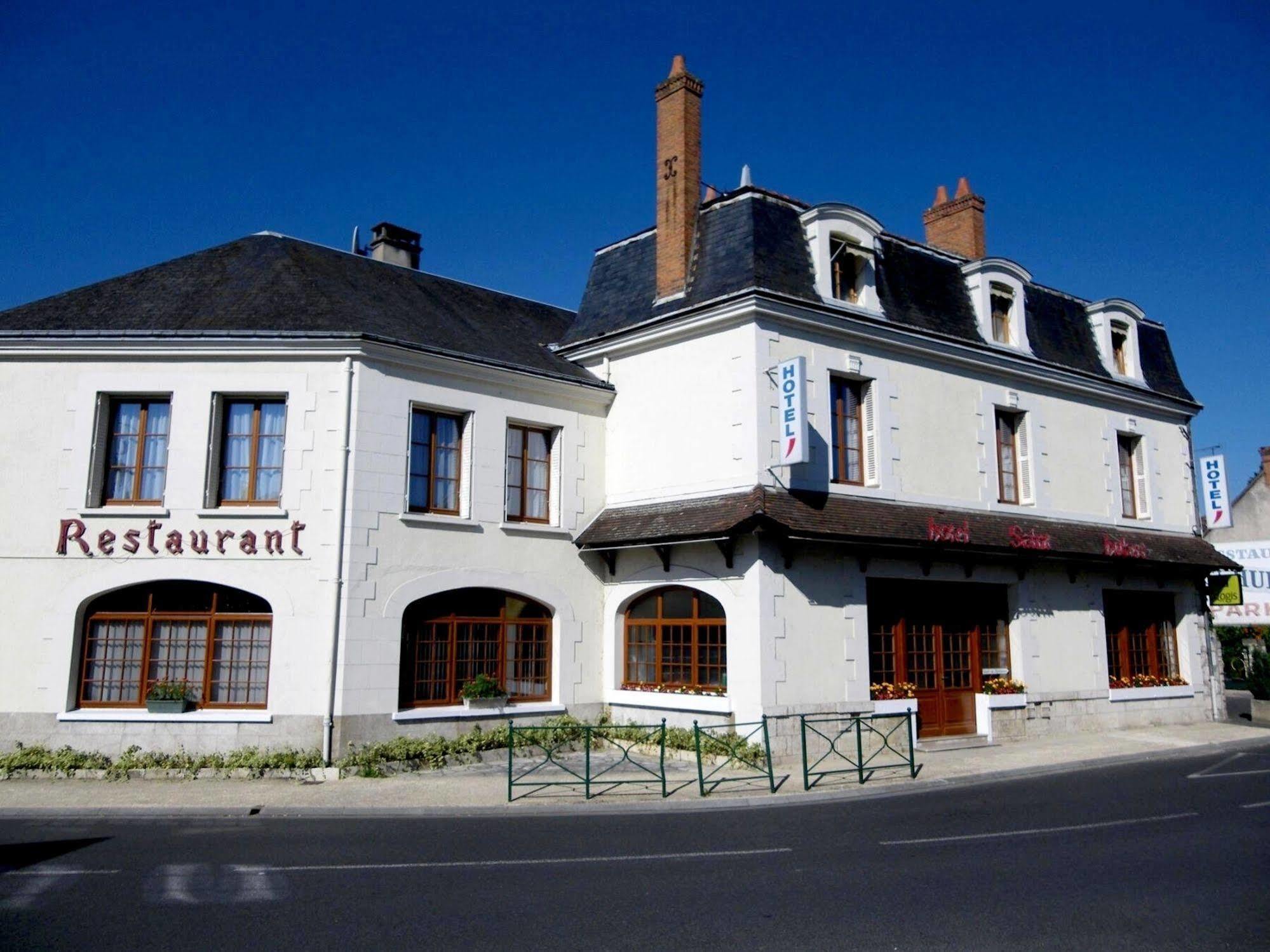 Logis Hotel Saint-Hubert Кур-Шеверни Экстерьер фото